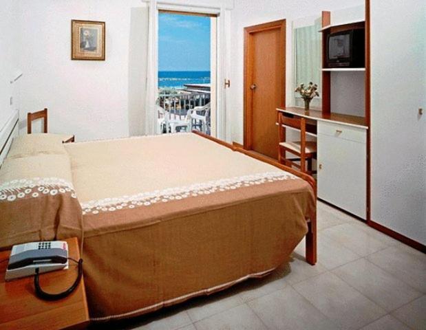 Hotel Saint Tropez Spa & Restaurant Лидо-ди-Савио Номер фото